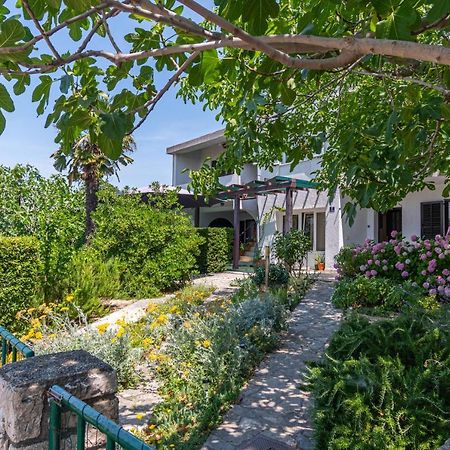 Apartments By The Sea Punat, Krk - 5351 Екстер'єр фото