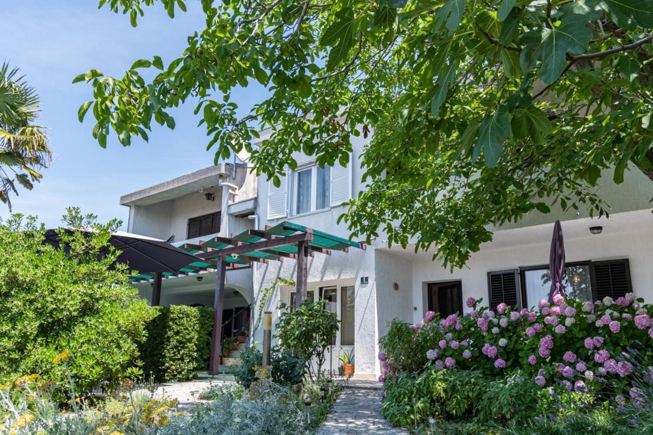 Apartments By The Sea Punat, Krk - 5351 Екстер'єр фото