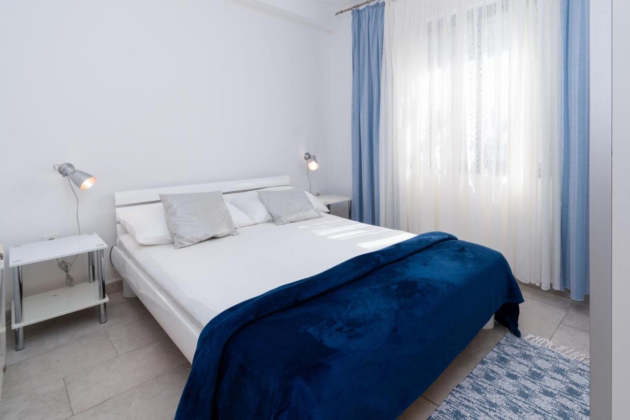 Apartments By The Sea Punat, Krk - 5351 Екстер'єр фото